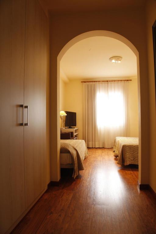 Hotel Canet Castello  D'Empuries Bilik gambar